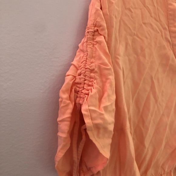 Torrid Peach Ruched Sleeve Button Babydoll Top - 0 - Picture 4 of 8